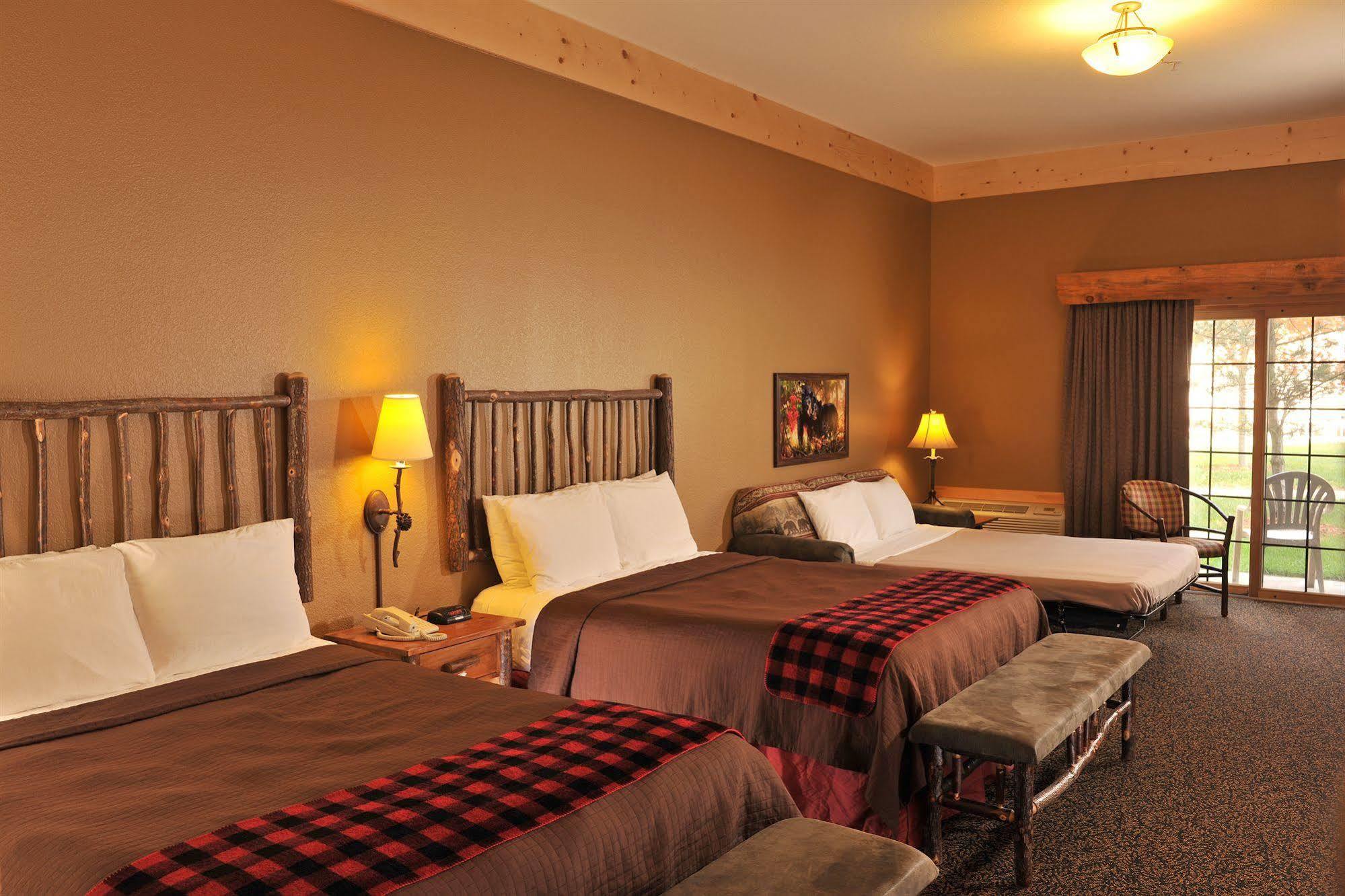 Grand Lodge Hotel Wausau - Rothschild Ngoại thất bức ảnh
