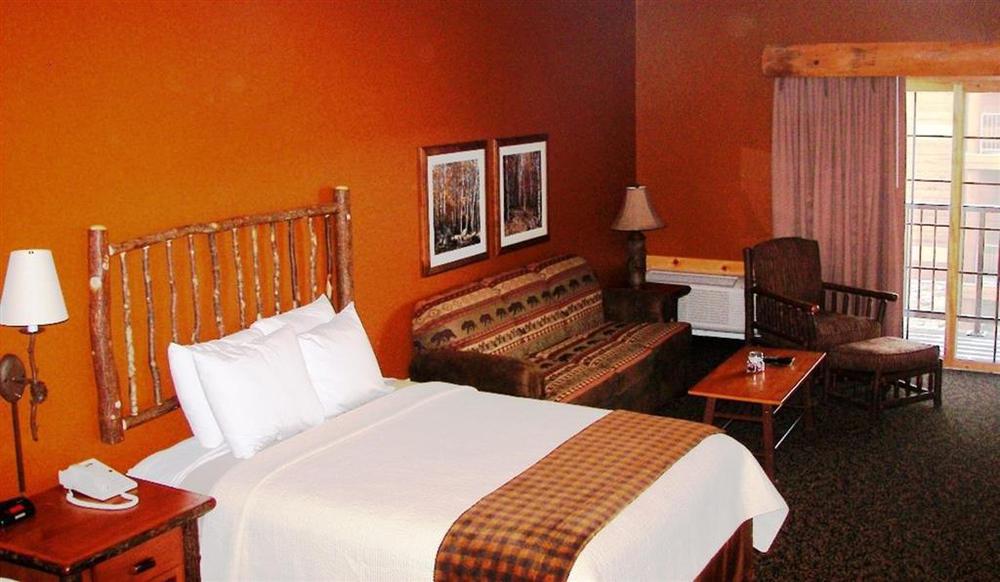 Grand Lodge Hotel Wausau - Rothschild Phòng bức ảnh